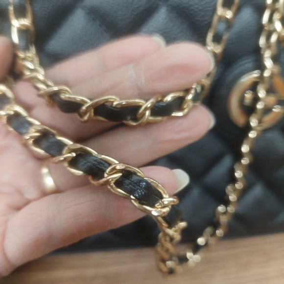 Elizabeth Grant Black Quilted Handbag/Purse - Picture 4 of 16